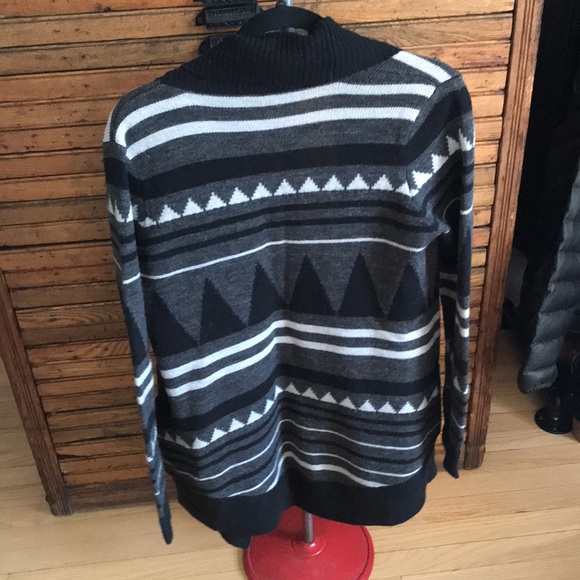 Open Front Abstract Print Sweater Cardigan - Picture 2 of 6